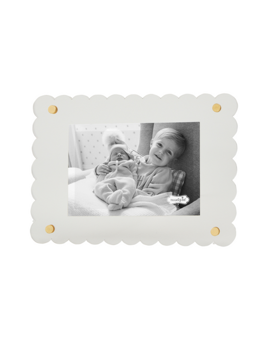 Scalloped Acrylic Frame